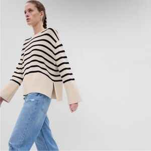 Gap Striped Sweater - Cream/Black
